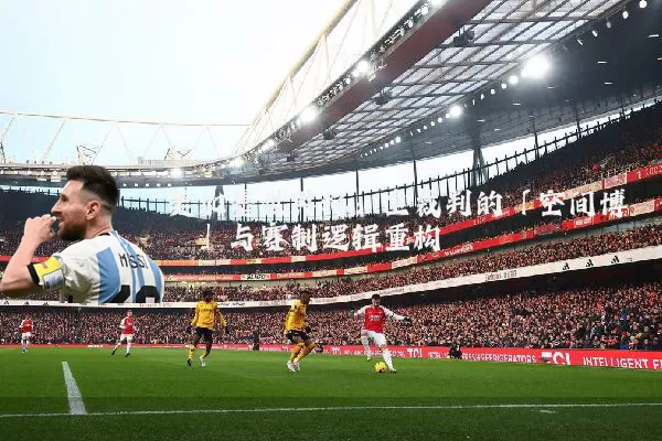 美加墨世界杯：主裁判的「空间博弈」与赛制逻辑重构